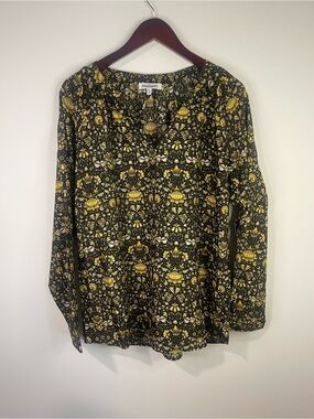 new directions Black & Yellow Floral Long-Sleeve Blouse